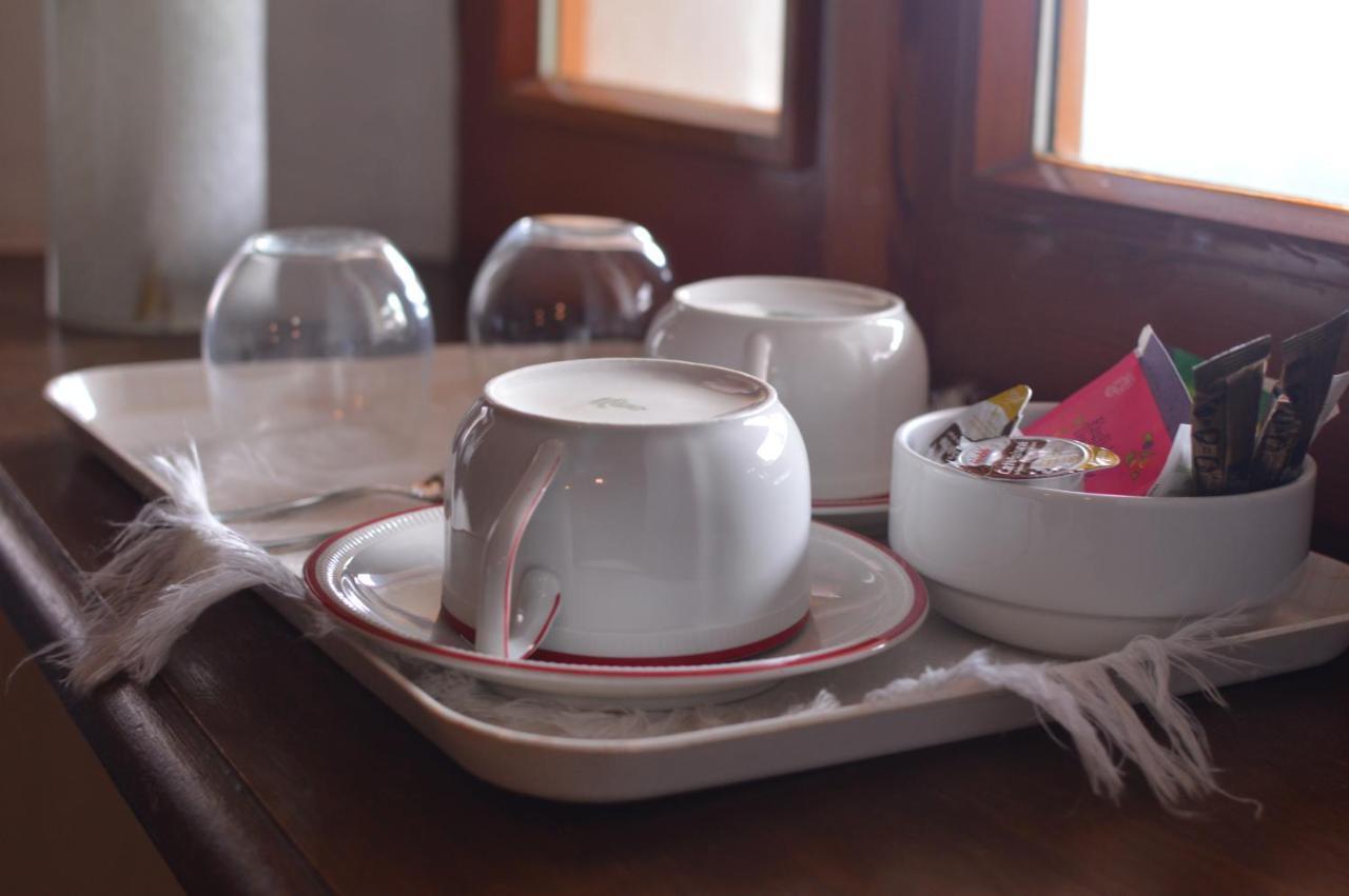 L'Uovo E La Faina Bed & Breakfast Busca Eksteriør bilde