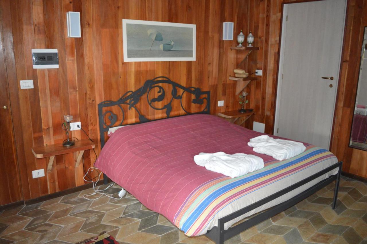 L'Uovo E La Faina Bed & Breakfast Busca Eksteriør bilde